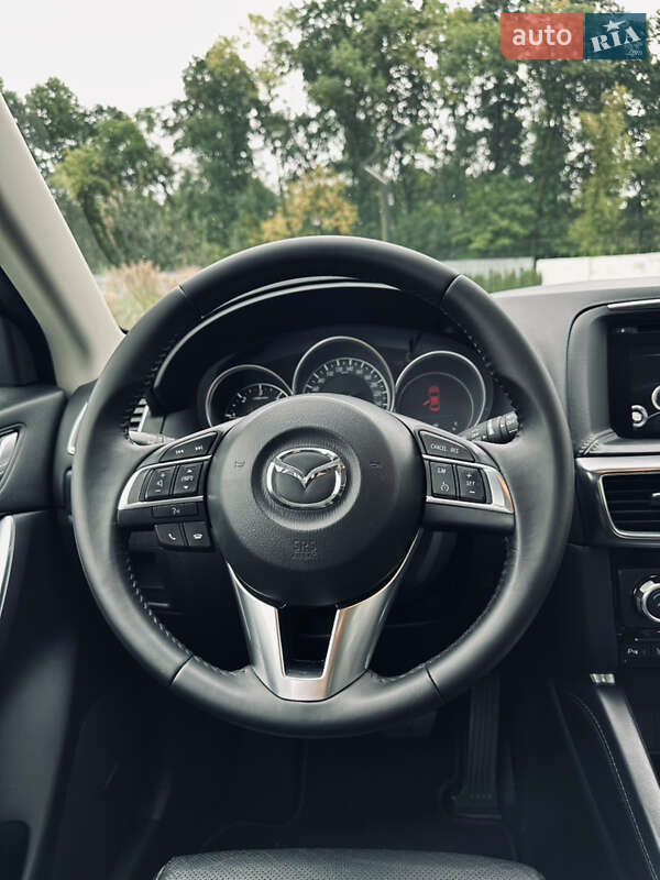Позашляховик / Кросовер Mazda CX-5 2015 в Луцьку