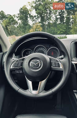 Позашляховик / Кросовер Mazda CX-5 2015 в 