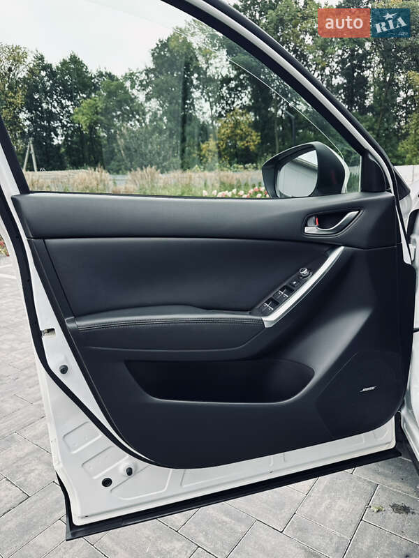 Позашляховик / Кросовер Mazda CX-5 2015 в Луцьку