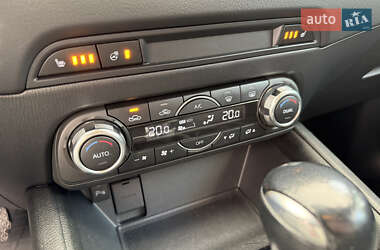 Внедорожник / Кроссовер Mazda CX-5 2017 в 