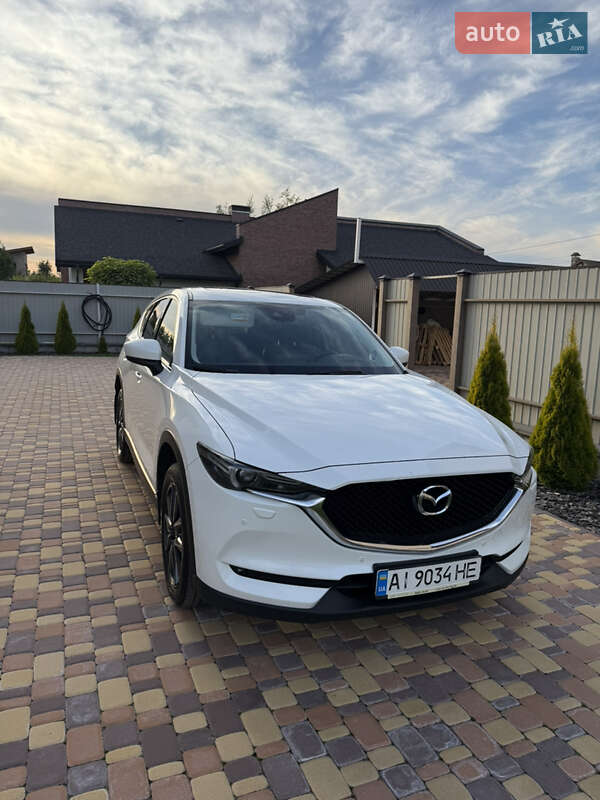 Позашляховик / Кросовер Mazda CX-5 2017 в 