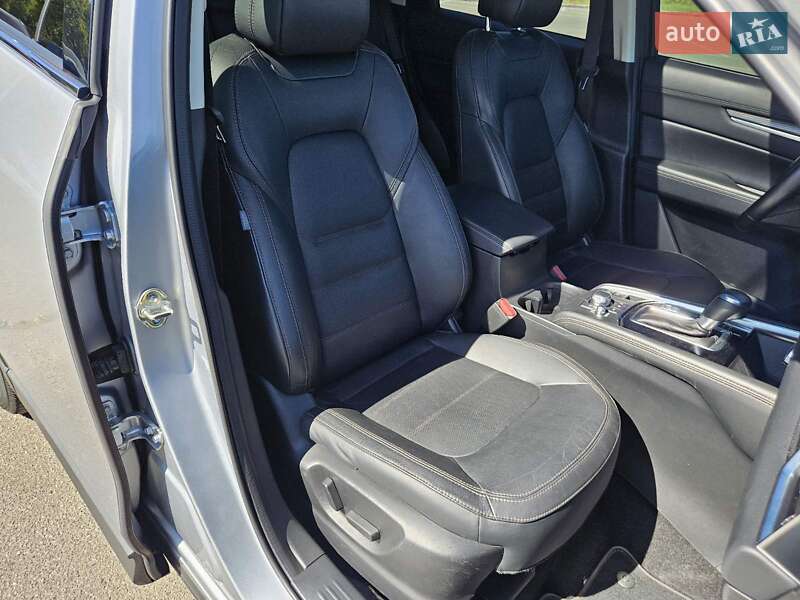 Позашляховик / Кросовер Mazda CX-5 2017 в Дніпрі