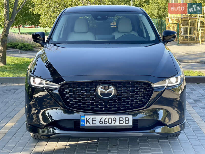 Позашляховик / Кросовер Mazda CX-5 2024 в 