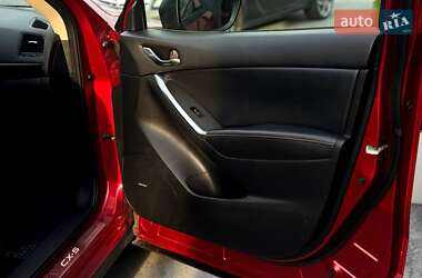 Позашляховик / Кросовер Mazda CX-5 2013 в 