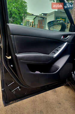 Позашляховик / Кросовер Mazda CX-5 2015 в 