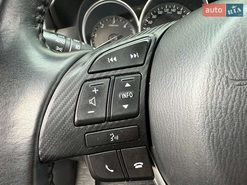 Внедорожник / Кроссовер Mazda CX-5 2017 в Киеве
