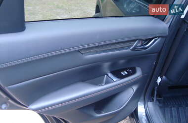 Позашляховик / Кросовер Mazda CX-5 2020 в 