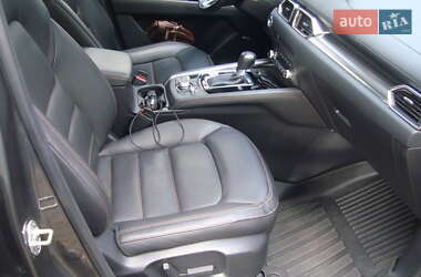 Позашляховик / Кросовер Mazda CX-5 2020 в 