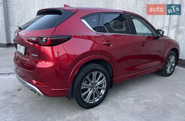 Позашляховик / Кросовер Mazda CX-5 2024 в 
