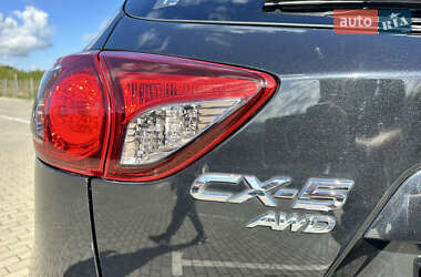 Позашляховик / Кросовер Mazda CX-5 2013 в 