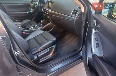 Позашляховик / Кросовер Mazda CX-5 2016 в 