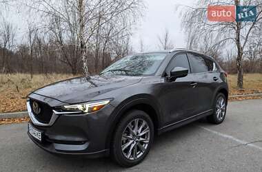 Позашляховик / Кросовер Mazda CX-5 2019 в 