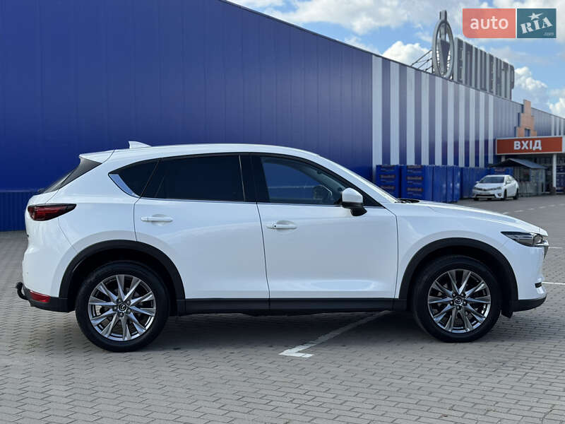 Позашляховик / Кросовер Mazda CX-5 2019 в Дубні