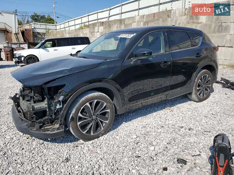 Внедорожник / Кроссовер Mazda CX-5 2023 в 