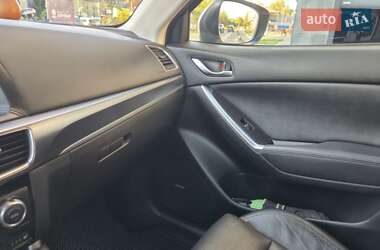 Внедорожник / Кроссовер Mazda CX-5 2015 в 