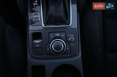 Позашляховик / Кросовер Mazda CX-5 2015 в 