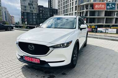 Позашляховик / Кросовер Mazda CX-5 2018 в 