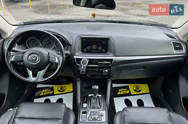 Позашляховик / Кросовер Mazda CX-5 2016 в 