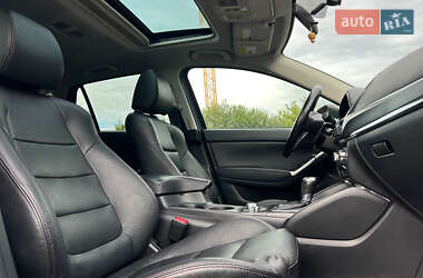Позашляховик / Кросовер Mazda CX-5 2016 в 