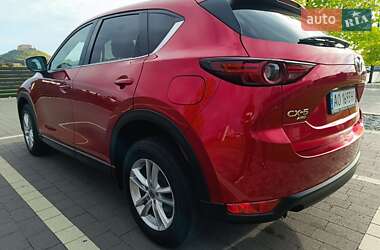 Внедорожник / Кроссовер Mazda CX-5 2017 в 