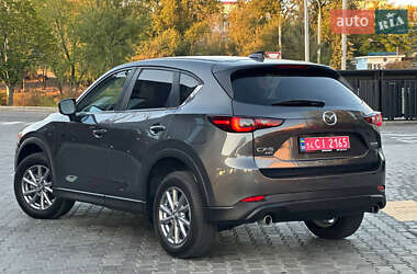 Позашляховик / Кросовер Mazda CX-5 2023 в 