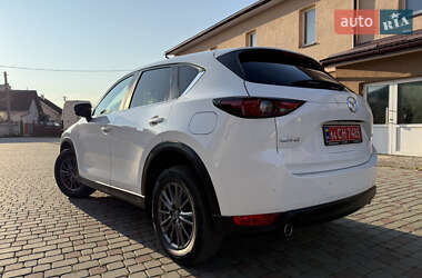 Внедорожник / Кроссовер Mazda CX-5 2018 в 
