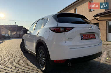 Внедорожник / Кроссовер Mazda CX-5 2018 в 