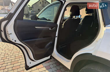 Внедорожник / Кроссовер Mazda CX-5 2018 в 