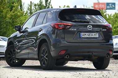 Позашляховик / Кросовер Mazda CX-5 2016 в 