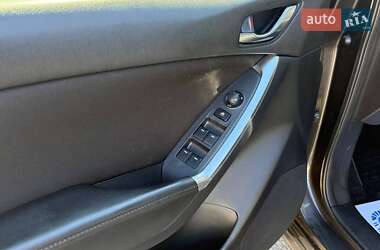 Позашляховик / Кросовер Mazda CX-5 2016 в 
