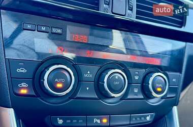 Позашляховик / Кросовер Mazda CX-5 2012 в 