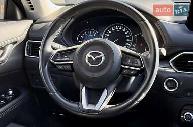 Позашляховик / Кросовер Mazda CX-5 2020 в 
