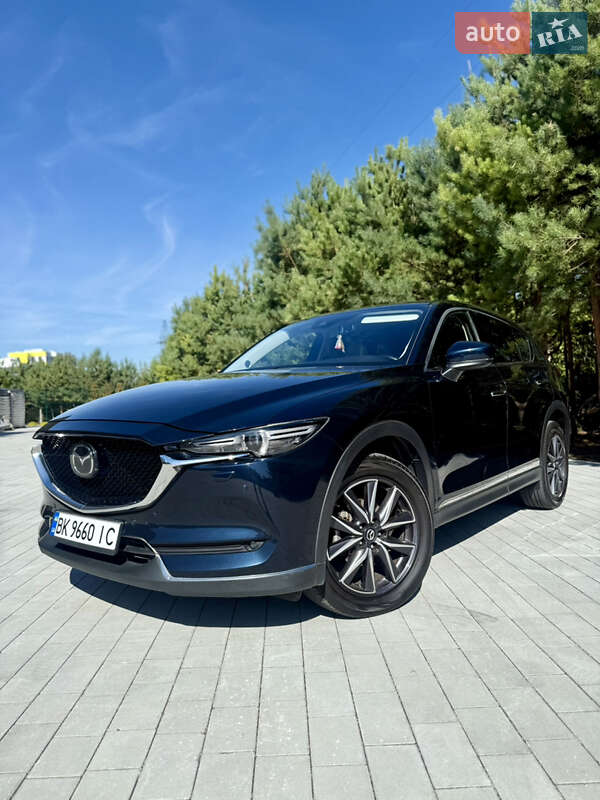 Внедорожник / Кроссовер Mazda CX-5 2017 в 