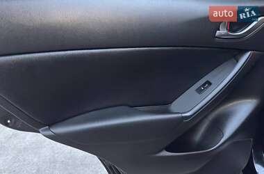 Позашляховик / Кросовер Mazda CX-5 2014 в 