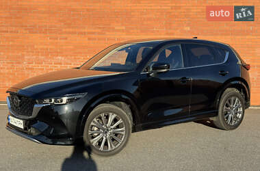 Позашляховик / Кросовер Mazda CX-5 2024 в 