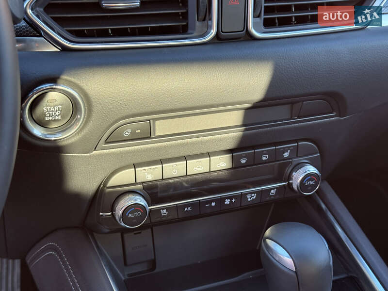 Внедорожник / Кроссовер Mazda CX-5 2024 в Киеве