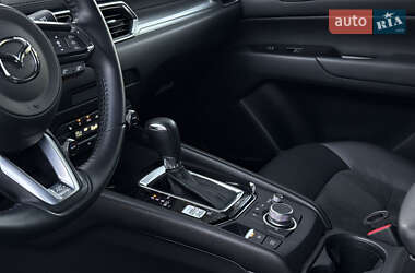 Позашляховик / Кросовер Mazda CX-5 2019 в 