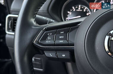 Позашляховик / Кросовер Mazda CX-5 2019 в 