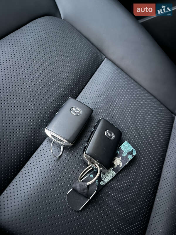 Внедорожник / Кроссовер Mazda CX-5 2024 в Киеве