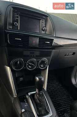 Позашляховик / Кросовер Mazda CX-5 2014 в 