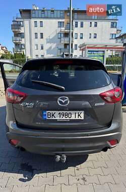 Внедорожник / Кроссовер Mazda CX-5 2015 в 