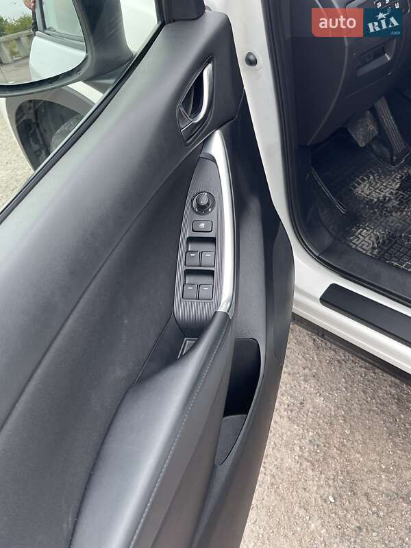 Внедорожник / Кроссовер Mazda CX-5 2013 в Ровно