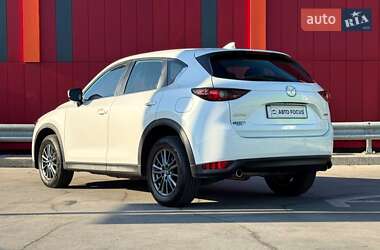 Позашляховик / Кросовер Mazda CX-5 2019 в 