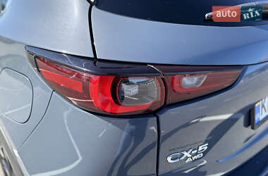 Позашляховик / Кросовер Mazda CX-5 2022 в 