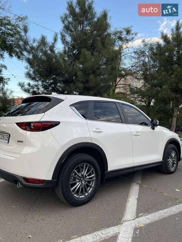 Внедорожник / Кроссовер Mazda CX-5 2017 в Одессе фото 5 Внедорожник / Кроссовер Mazda CX-5 2017 в Одессе