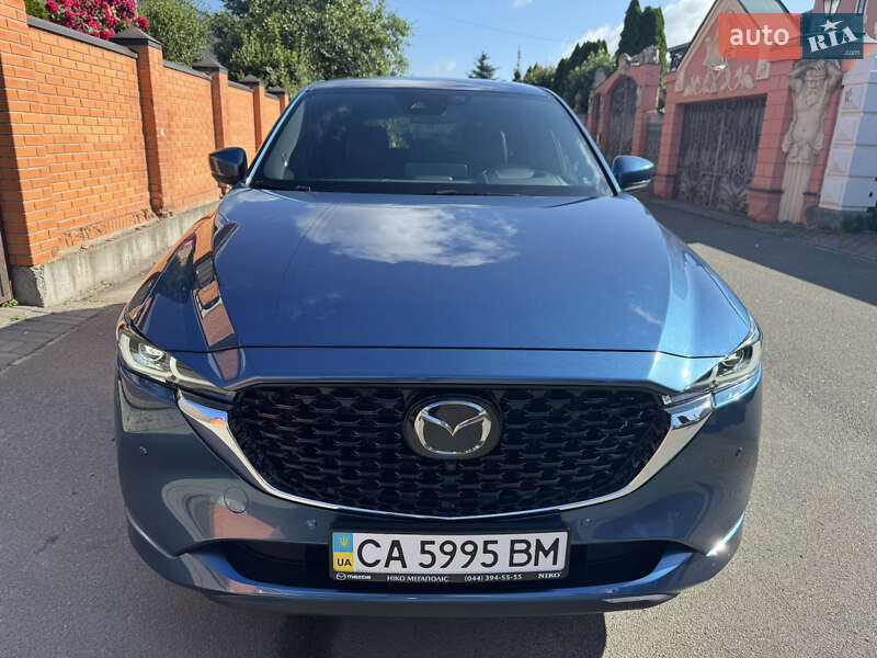 Позашляховик / Кросовер Mazda CX-5 2023 в 