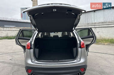 Позашляховик / Кросовер Mazda CX-5 2013 в 