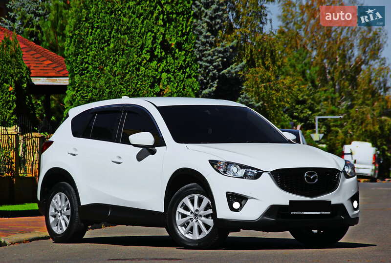 Позашляховик / Кросовер Mazda CX-5 2013 в 