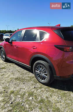 Внедорожник / Кроссовер Mazda CX-5 2017 в 