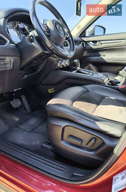 Внедорожник / Кроссовер Mazda CX-5 2017 в 